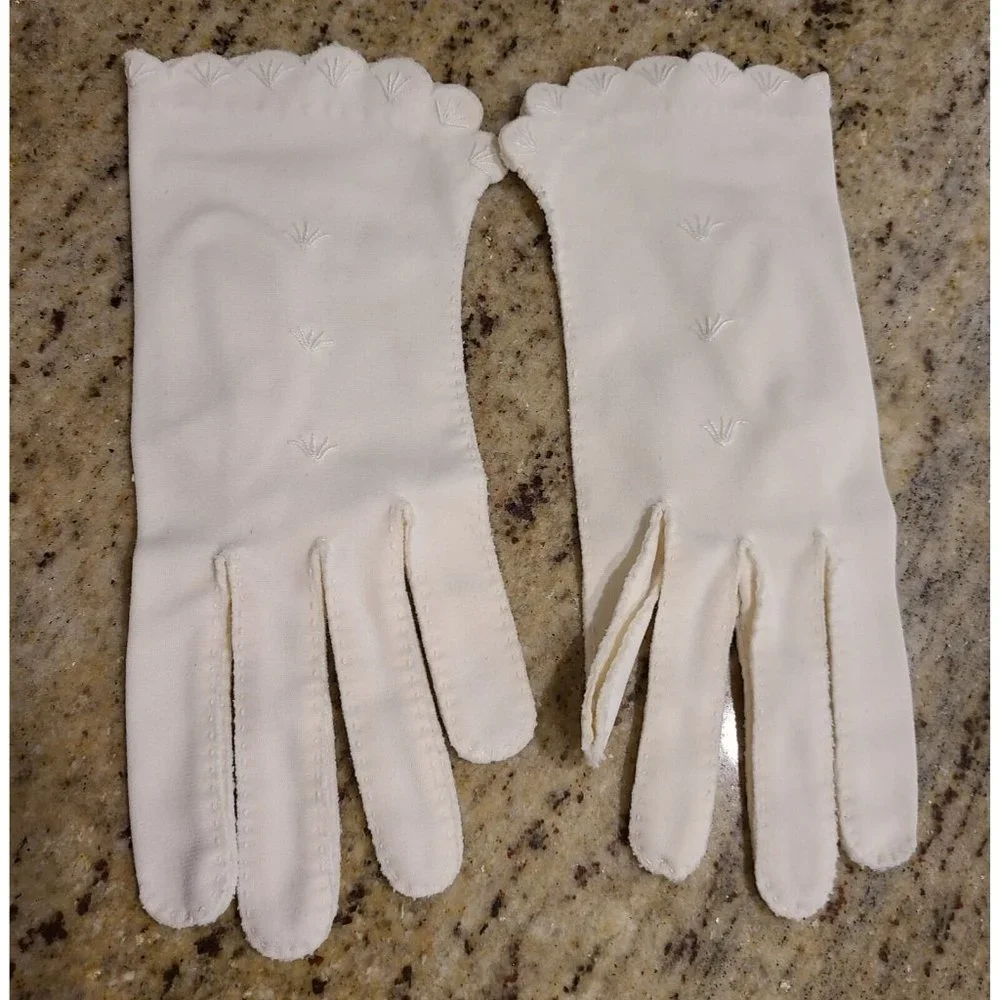 Vintage Size M Off White Stretch Nylon Formal 9